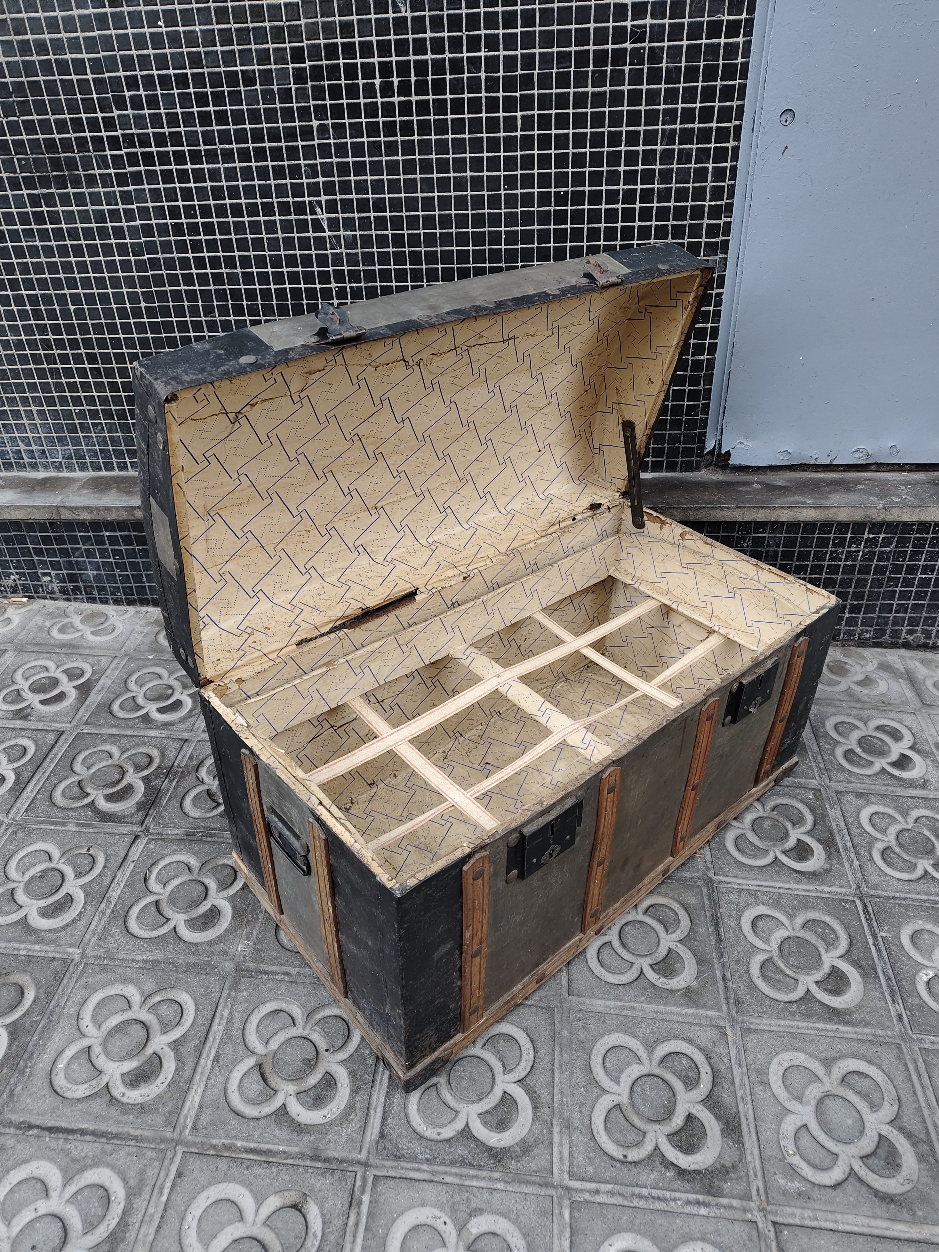 baul_viaje_madera_metal_43x75x39_1u