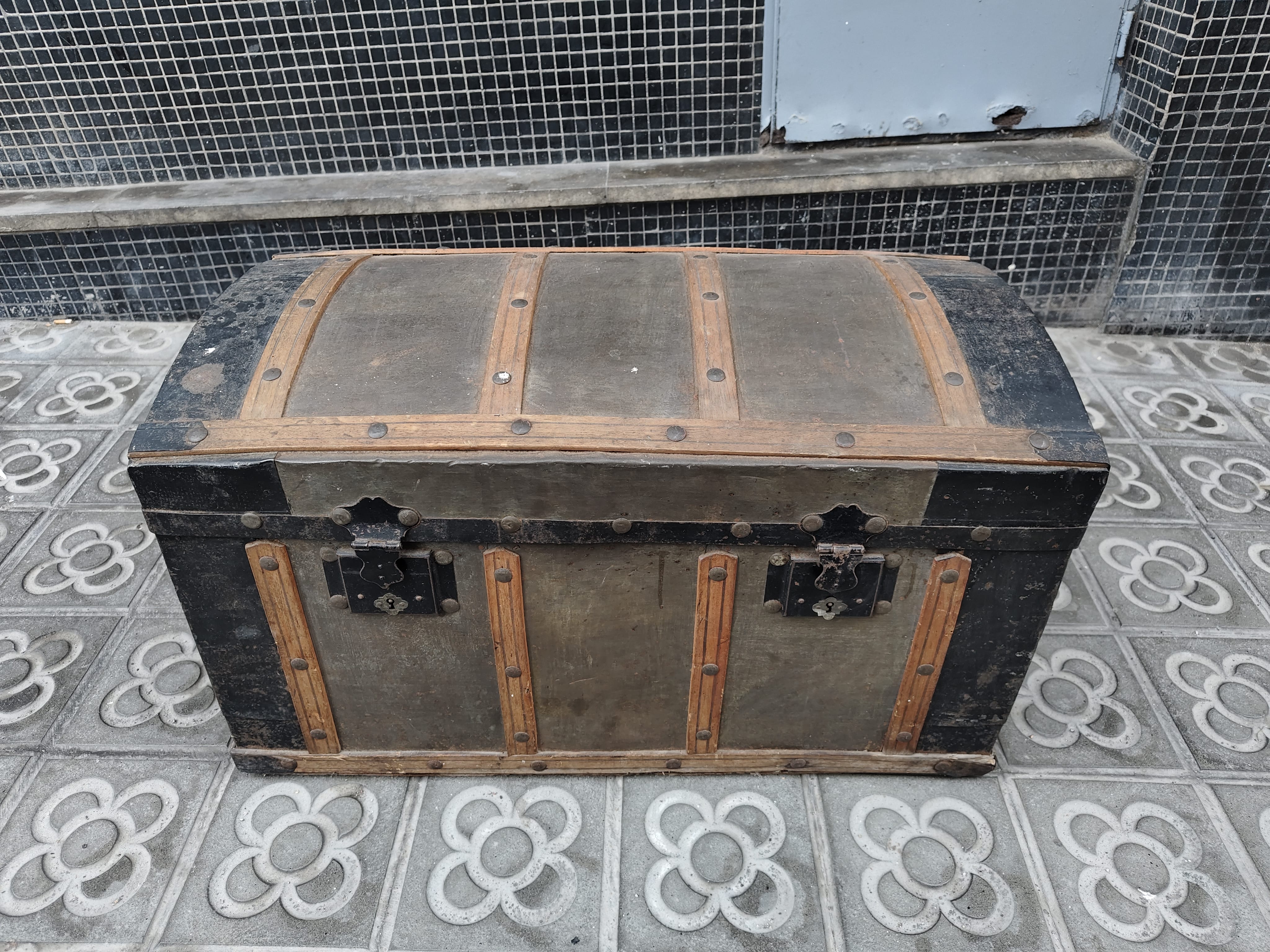 baul_viaje_madera_metal_43x75x39_1u