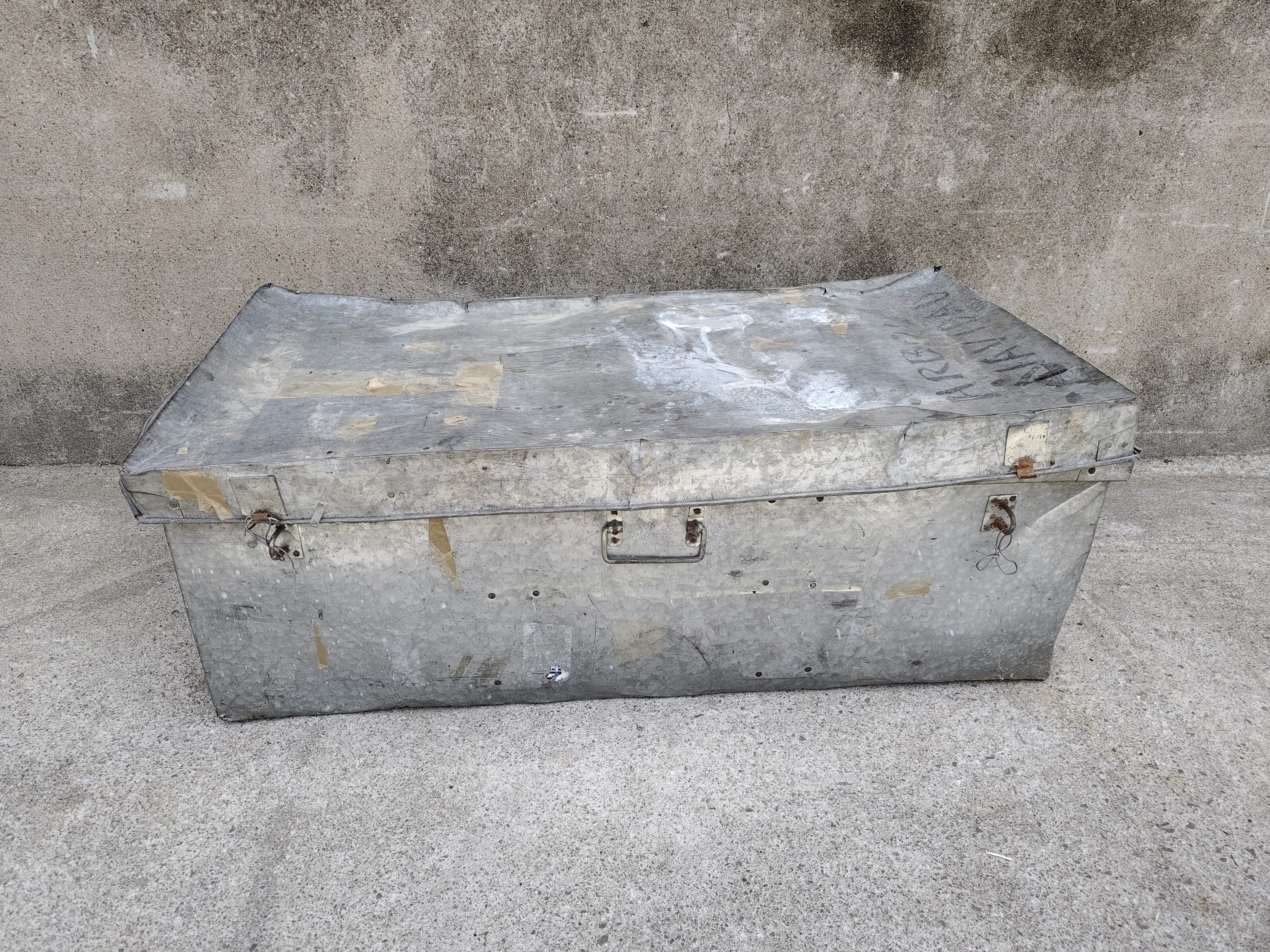 caja_baul_transporte_almacen_zinc_34x90x44.5_1u