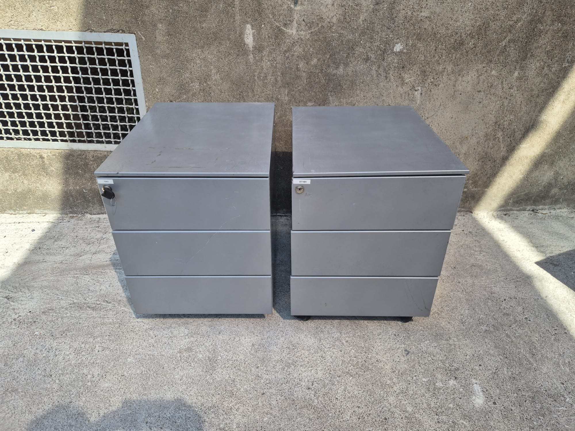 cajonera_archivador_oficina_metal_55-5x42x53_2u